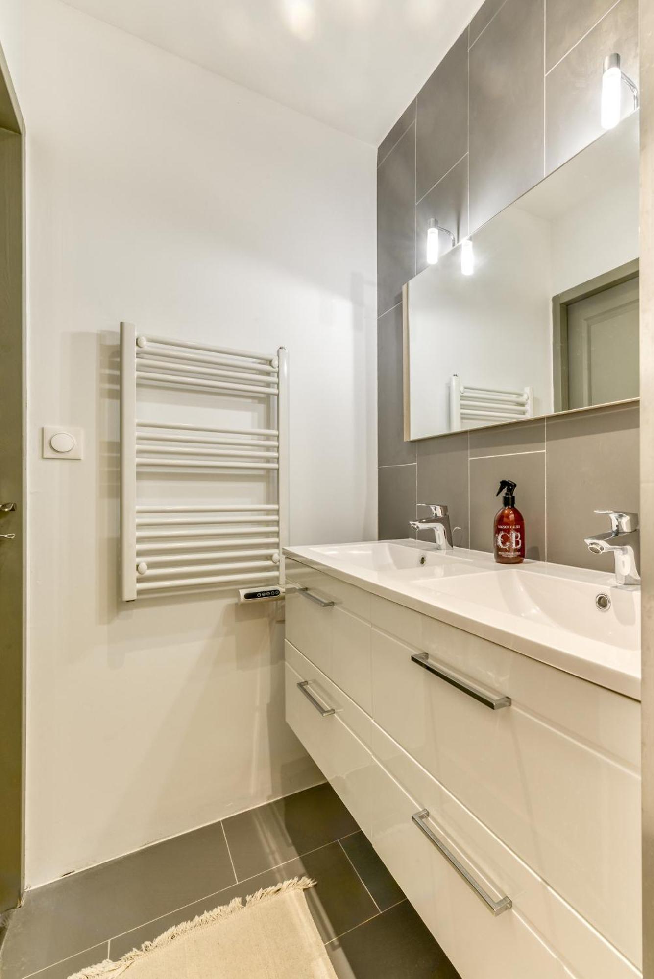 Le Maquens - Parking Gratuit - Wifi - Netflix Apartment Carcassonne Bagian luar foto